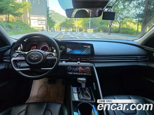 Hyundai Avante CN7 — Фото автомобиля 7