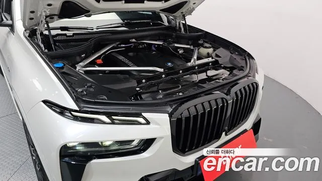 BMW X7 — Фото автомобиля 6