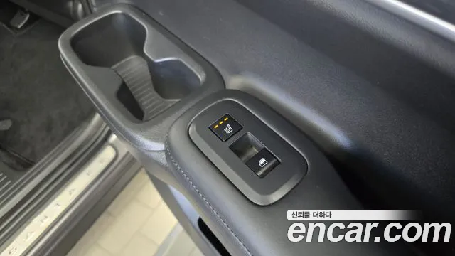 Hyundai Santa Fe MX5 — Фото автомобиля 29