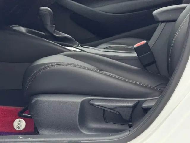 Toyota Corolla — Фото автомобиля 20