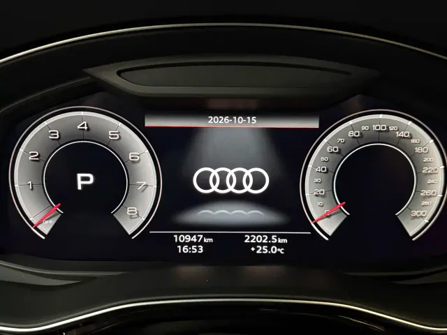 Audi Q7 — Фото автомобиля 8
