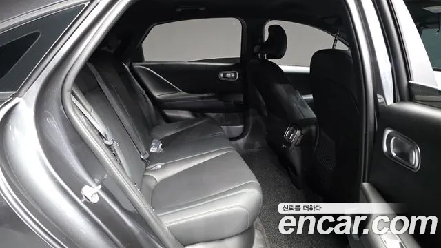 Hyundai Ioniq 6 — Фото автомобиля 18