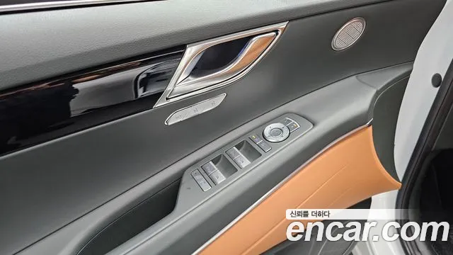 Genesis GV80 — Фото автомобиля 21