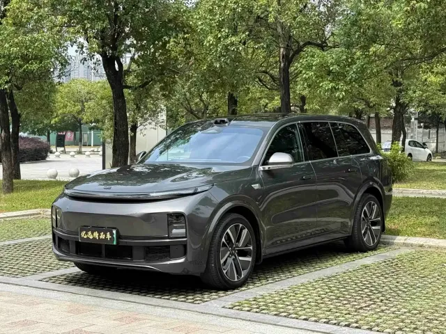 Фотография автомобиля — Li Auto L9