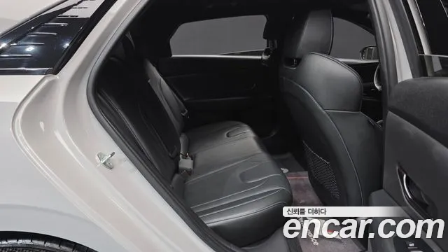Hyundai AVANTE — Фото автомобиля 12