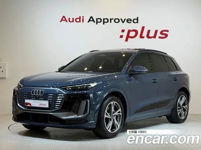 Фотография автомобиля — Audi Q6 e-tron