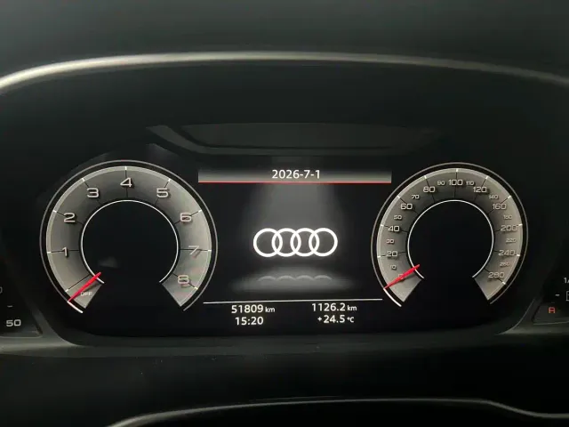 Audi Q3 — Фото автомобиля 6
