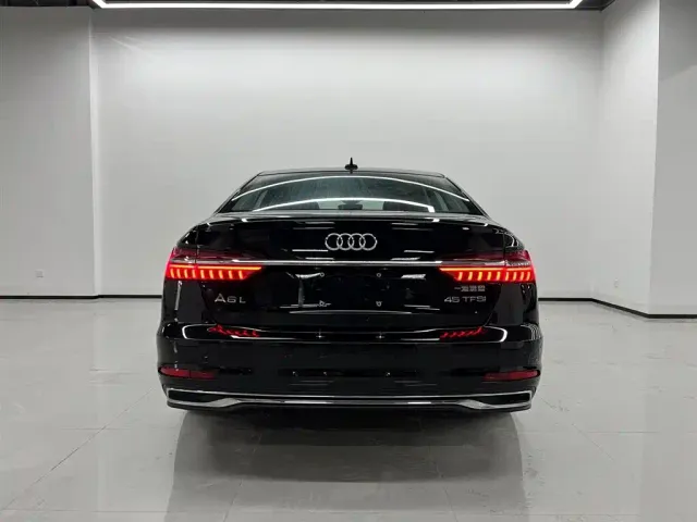 Audi A6L — Фото автомобиля 5