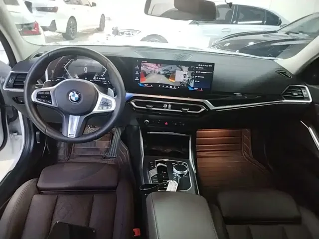 BMW 3 Series — Фото автомобиля 9