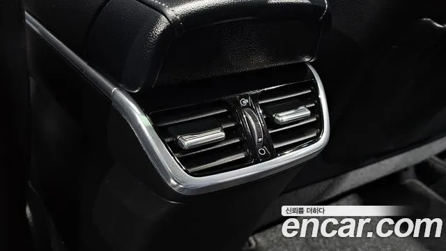 Hyundai Grandeur (New) Hybrid — Фото автомобиля 30