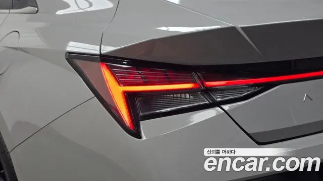 Hyundai Avante — Фото автомобиля 8