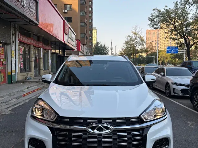 Chery Tiggo 8 — Фото автомобиля 2