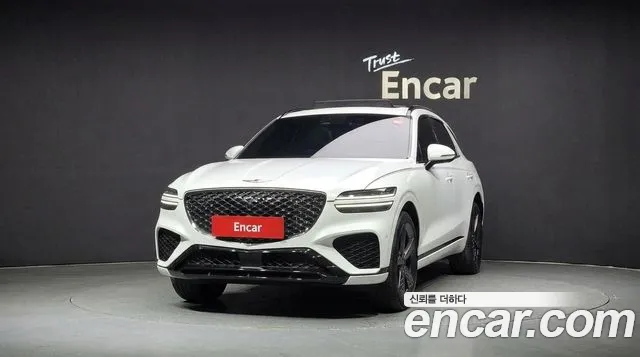 Genesis GV70 — Фото автомобиля 3