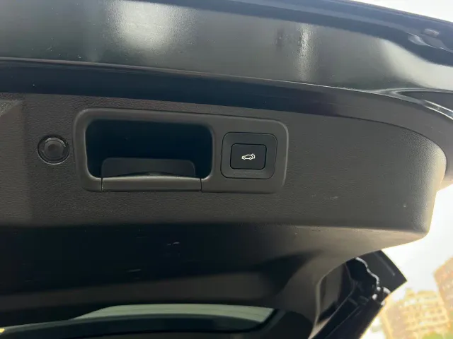 GAC Trumpchi GS8 — Фото автомобиля 28