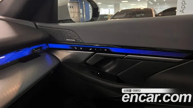 BMW 5 Series G60 — Фото автомобиля 18