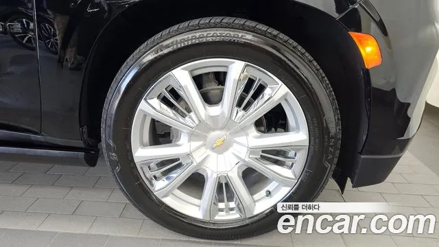 Chevrolet Tahoe — Фото автомобиля 21