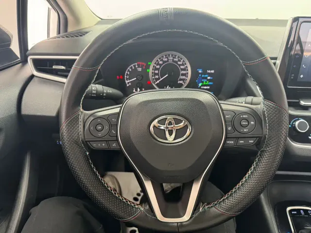 Toyota Corolla — Фото автомобиля 5
