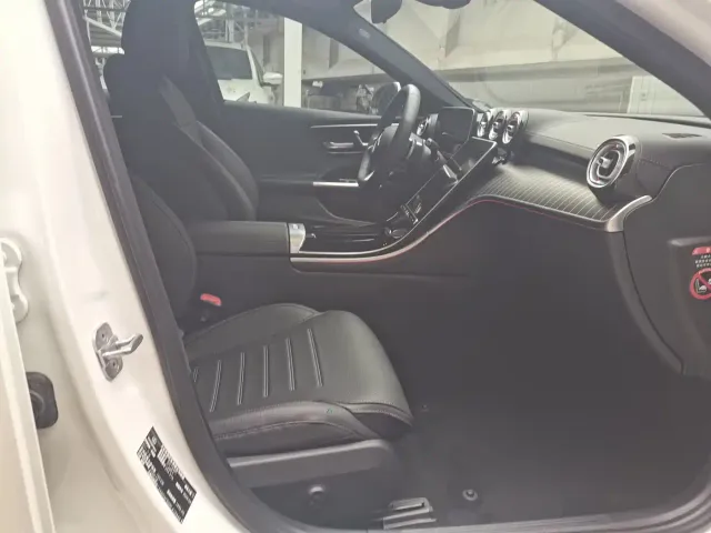 Mercedes-Benz C-Class — Фото автомобиля 4