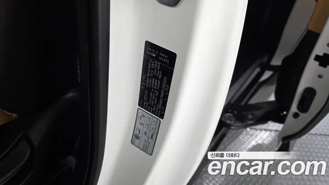 Kia Canival Carnival 4 поколение Дизель 11 мест Prestige — Фото автомобиля 25