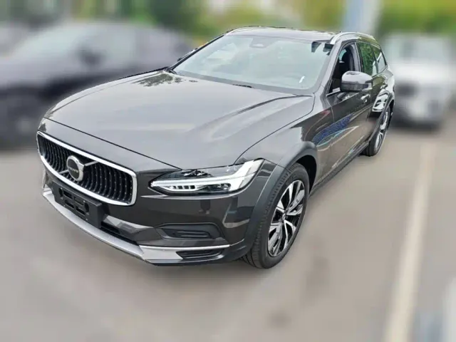 Фотография автомобиля — Volvo V90
