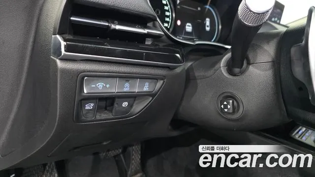 Genesis G80 Бензин 2.5 турбо 2WD — Фото автомобиля 30