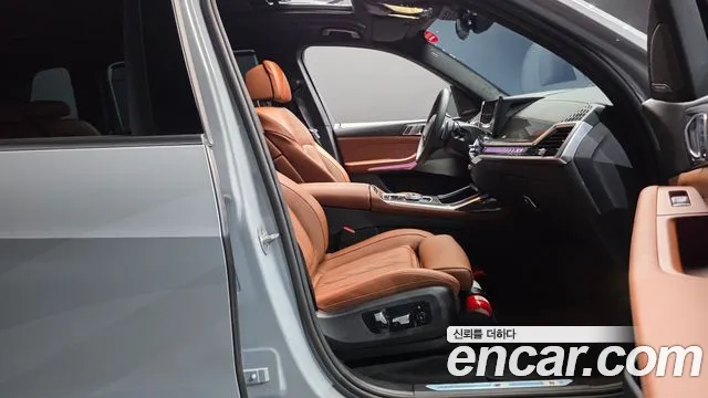 BMW X7 G07 — Фото автомобиля 26