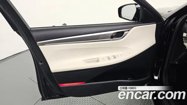 Hyundai Grandeur Новый Grandeur IG — Фото автомобиля 22