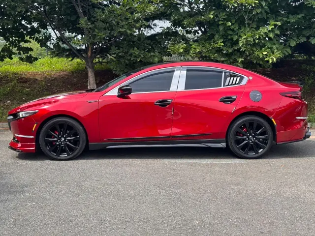 Mazda Axela — Фото автомобиля 5