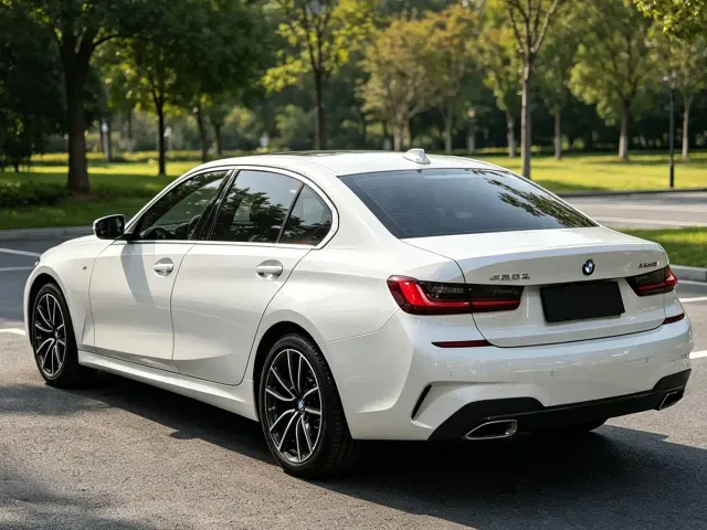 BMW 3 Series — Фото автомобиля 4