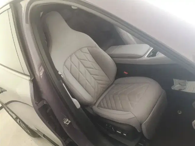 Nio EC6 — Фото автомобиля 24