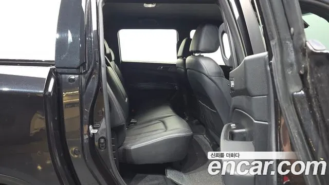 KG_Mobility_Ssangyong Rexton — Фото автомобиля 12