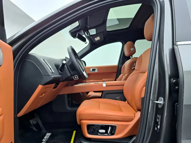 Li Auto L9 — Фото автомобиля 14