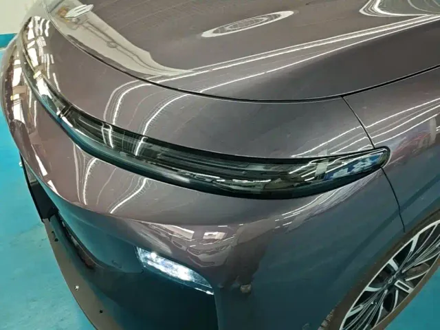 Leapmotor B10 — Фото автомобиля 23