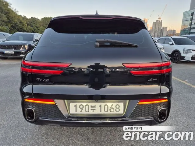 Genesis GV70 — Фото автомобиля 5