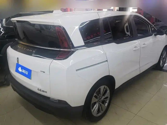 Bestune NAT — Фото автомобиля 3