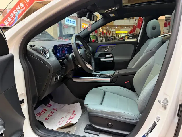 Mercedes-Benz EQA — Фото автомобиля 9