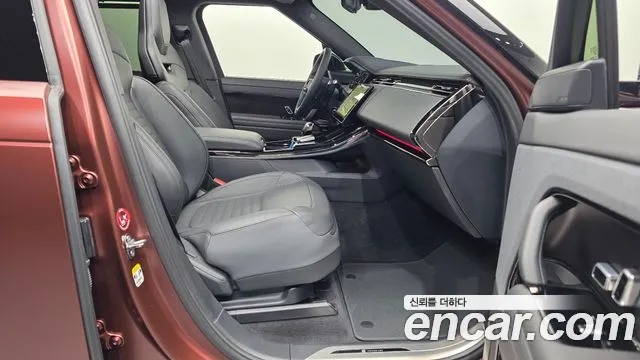 Land Rover Range Rover Sport — Фото автомобиля 3