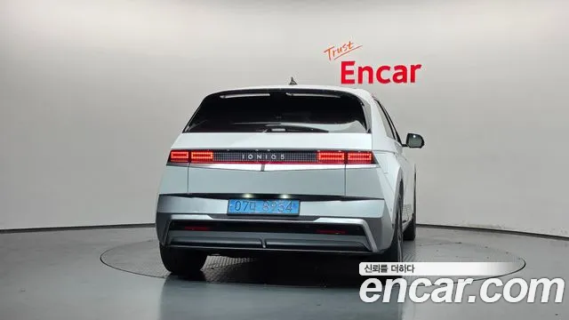 Hyundai Ioniq 5 New — Фото автомобиля 4