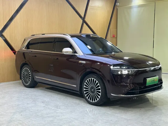 AITO Wenjie AITO M9 2026 Extended Range Ultra Edition 52kWh 6-seater — Фото автомобиля 3