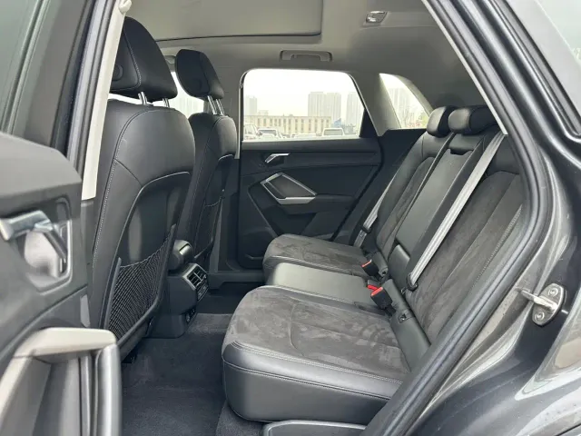 Audi Q3 — Фото автомобиля 10