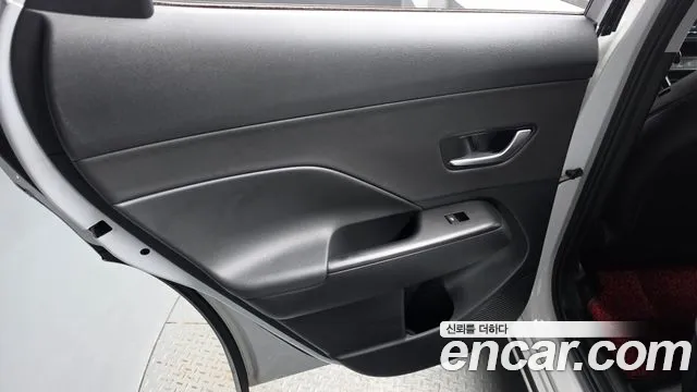 Hyundai Kona SX2 — Фото автомобиля 14