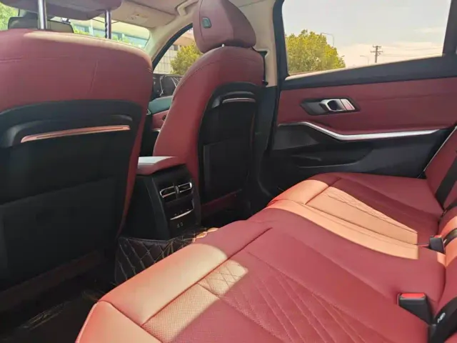 BMW 3 Series — Фото автомобиля 14