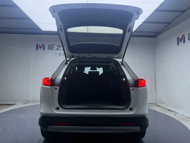 Honda Vezel — Фото автомобиля 11