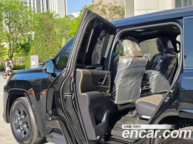 Lexus LX — Фото автомобиля 7