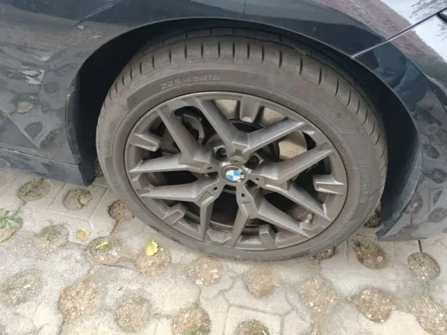 BMW 3 Series — Фото автомобиля 8