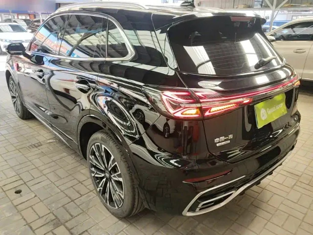 Hongqi HS5 — Фото автомобиля 4