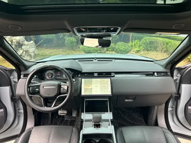 Land Rover Range Rover Velar 2024 Dynamic SE — Фото автомобиля 13