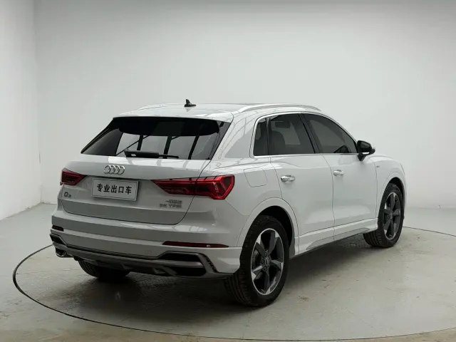Audi Q3 — Фото автомобиля 2