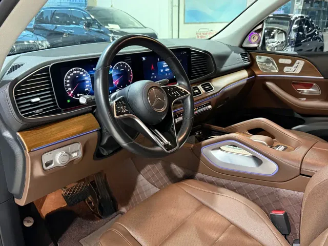 Mercedes-Benz GLE-Class — Фото автомобиля 8
