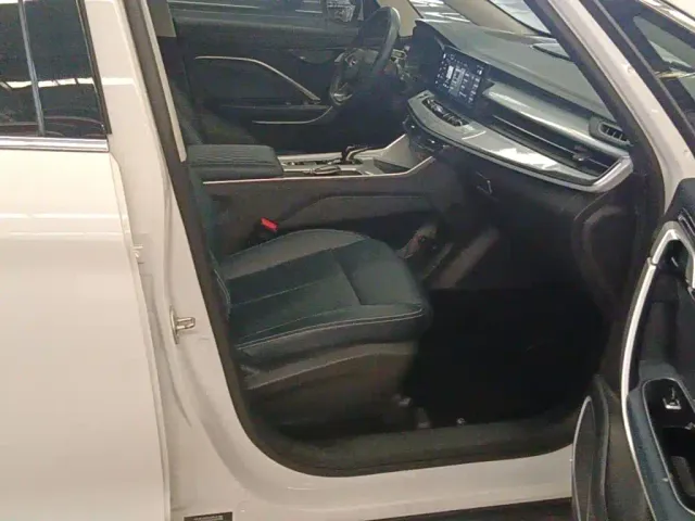 Geely Jiaji — Фото автомобиля 24
